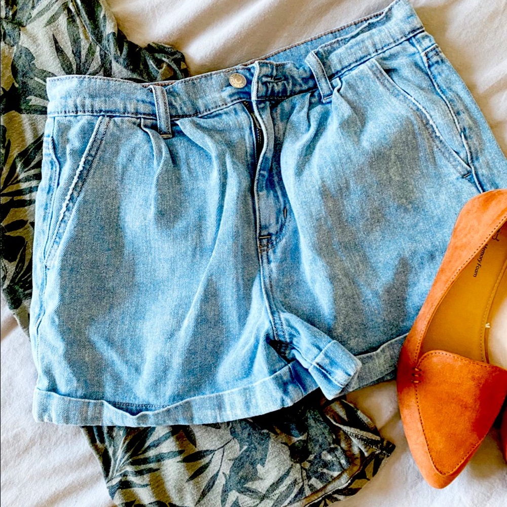 American eagle paper bag shorts 🦅